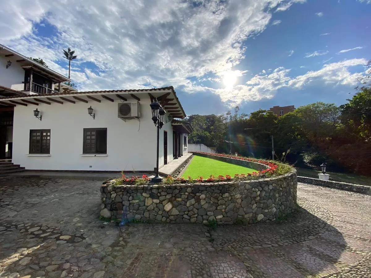 Hotel Babilla House Cali Colombia